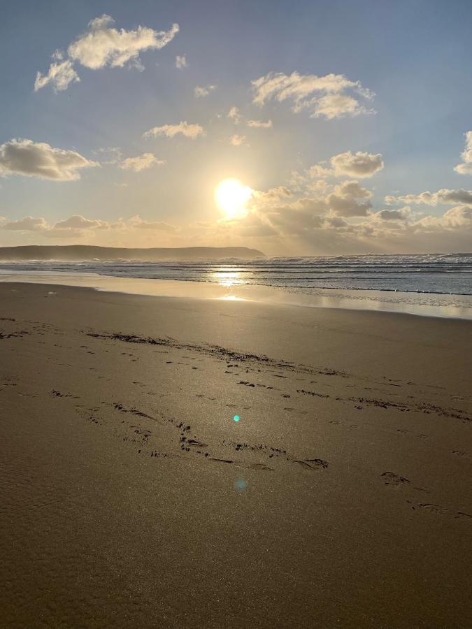 Ocean Backpackers Vandrarhem Ilfracombe Exteriör bild