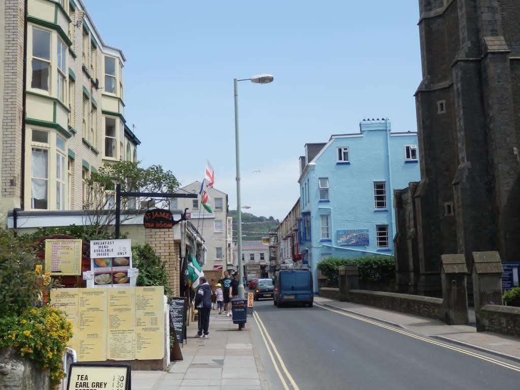 Ocean Backpackers Vandrarhem Ilfracombe Exteriör bild