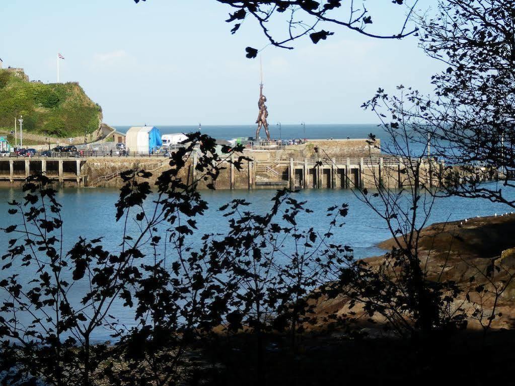 Ocean Backpackers Vandrarhem Ilfracombe Exteriör bild